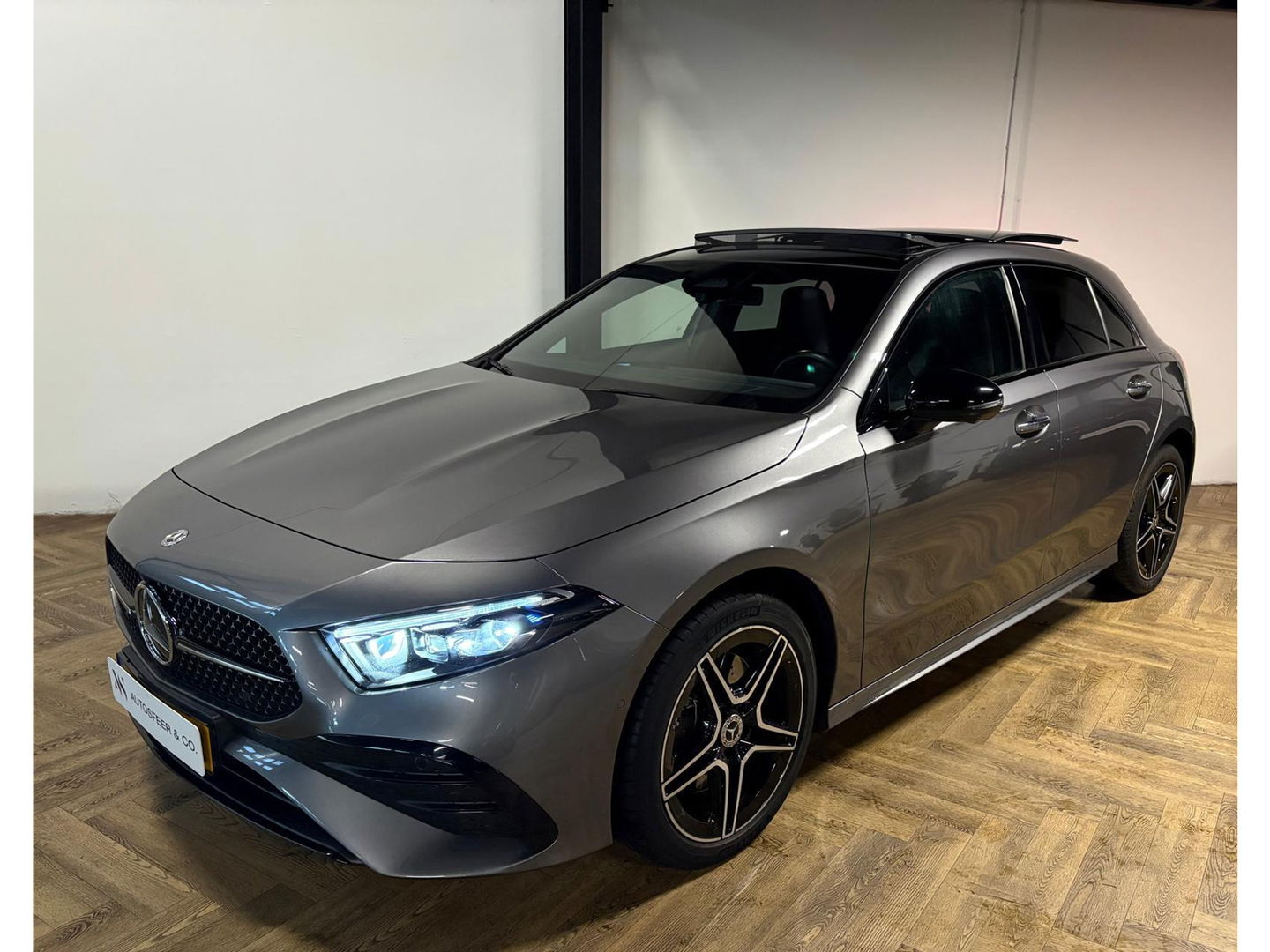 Mercedes-Benz A-Klasse 250 e AMG PANO HUD MEMORY VOL'