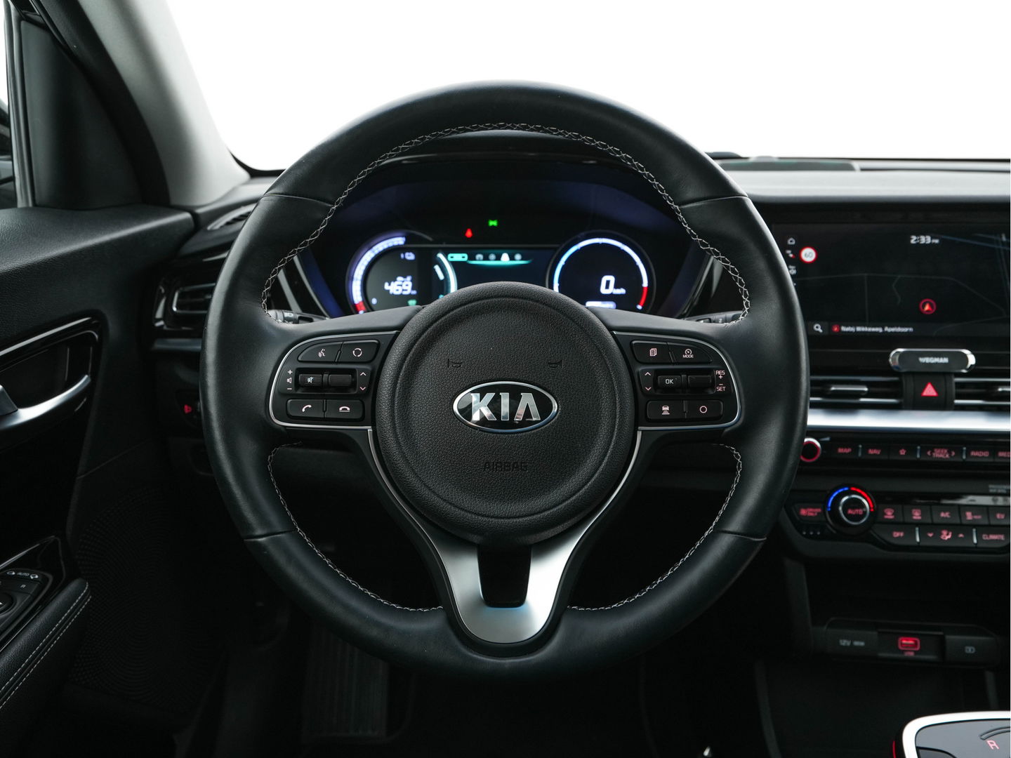 Kia e-Niro DynamicLine 64 kWh [ 3-Fase ] (INCL-BTW)  Aut. *LEATHER-FABRIC | NAVI-FULLMAP | AMBIENT-LIGHT | DAB+ | ADAPTIVE-CRUISE | CAMERA | HEATED-COMFORTSEATS | KEYLESS | DIGI-COCKPIT | SHIFT-PADDLES | CARPLAY | 17"ALU*