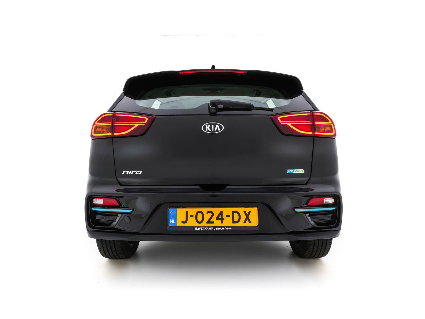 Kia e-Niro DynamicLine 64 kWh [ 3-Fase ] (INCL-BTW)  Aut. *LEATHER-FABRIC | NAVI-FULLMAP | AMBIENT-LIGHT | DAB+ | ADAPTIVE-CRUISE | CAMERA | HEATED-COMFORTSEATS | KEYLESS | DIGI-COCKPIT | SHIFT-PADDLES | CARPLAY | 17"ALU*