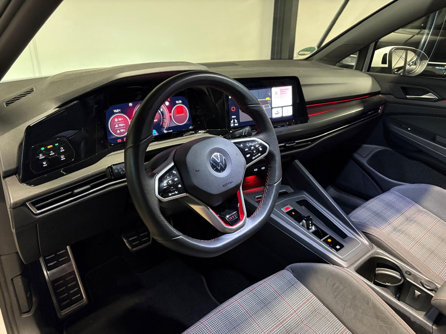 Volkswagen Golf 2.0 TSI GTI PANO CAM'