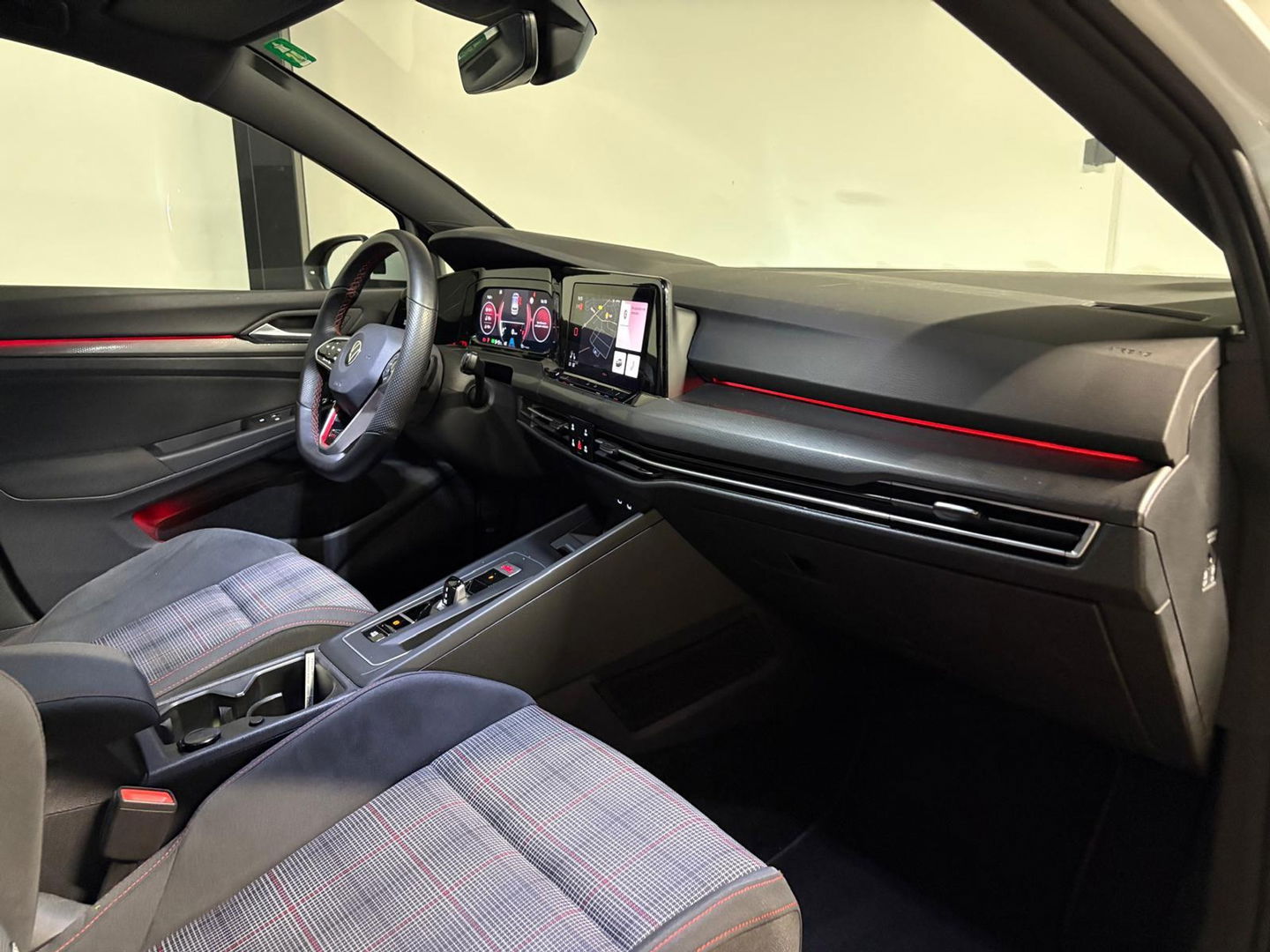Volkswagen Golf 2.0 TSI GTI PANO CAM'