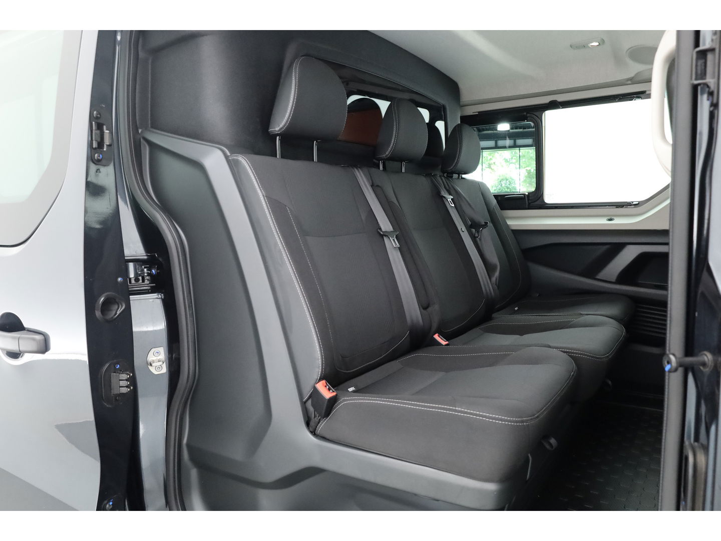 Renault Trafic 2.0 dCi 170pk-Automaat L2H1 Dubb. Cab. Luxe | Cruise | Camera | Stoelverw. | PDC V+A | DAB