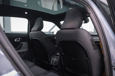 Polestar 2 Long Range Dual Motor Launch Edition 78kWh | 360 cam | Panorama | Trekhaak | CarPlay | Dealer OH | LED | Stoel + stuurwiel verwa