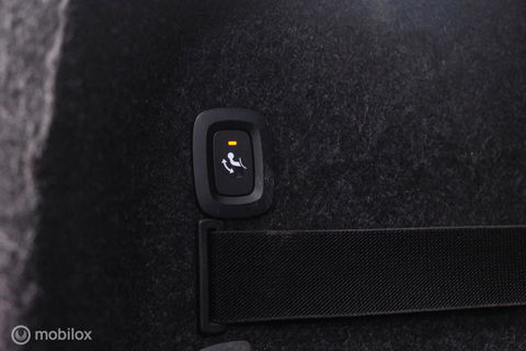 Polestar 2 Long Range Dual Motor Launch Edition 78kWh | 360 cam | Panorama | Trekhaak | CarPlay | Dealer OH | LED | Stoel + stuurwiel verwa