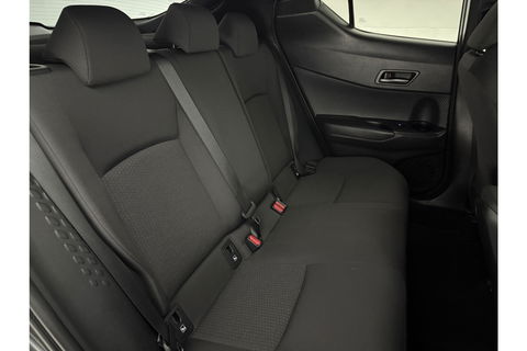 Toyota C-HR 1.8 Hybrid | 148PK | LED | Camera | Navigatie | Cruise | Parkeersensoren | 18"LMV