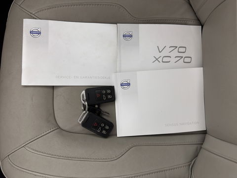 Volvo V70 2.0 D4 Summum *PANO | LUXURY-LEATHER | BI-XENON | MEMORY-PACK | NAVI-FULLMAP | CAMERA | HEATED-COMFORTSEATS | PRIVACY-GLASS | PDC | ECC | CRUISE | TOWBAR | 17''ALU*