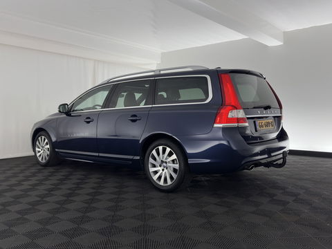 Volvo V70 2.0 D4 Summum *PANO | LUXURY-LEATHER | BI-XENON | MEMORY-PACK | NAVI-FULLMAP | CAMERA | HEATED-COMFORTSEATS | PRIVACY-GLASS | PDC | ECC | CRUISE | TOWBAR | 17''ALU*