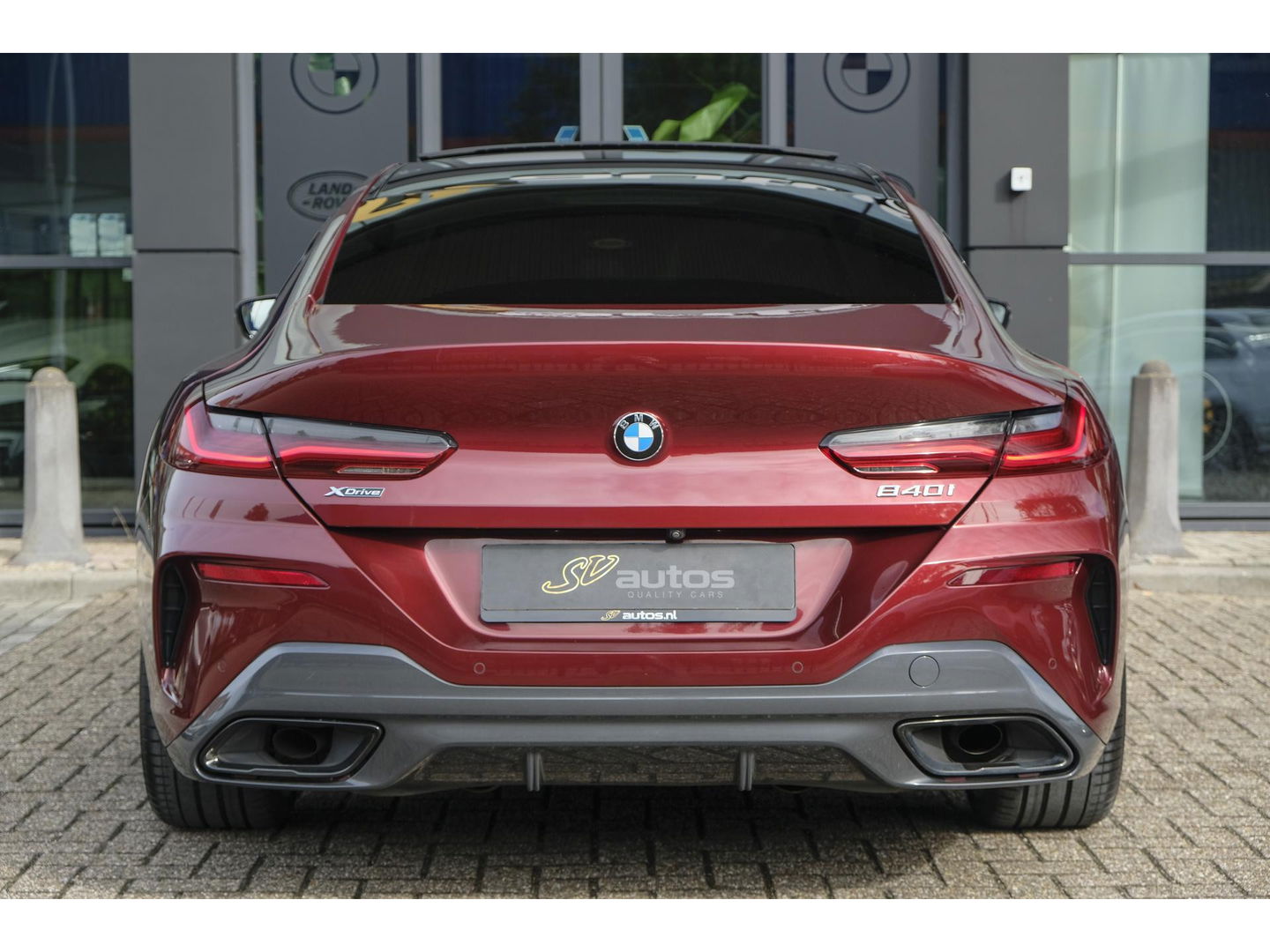 BMW 8 Serie Gran Coupé 840i 333pk M-sport xDrive Panoramadak M8 seats Bowers&Wilkins Stoelkoeling Aventurin Rot 20" LMV