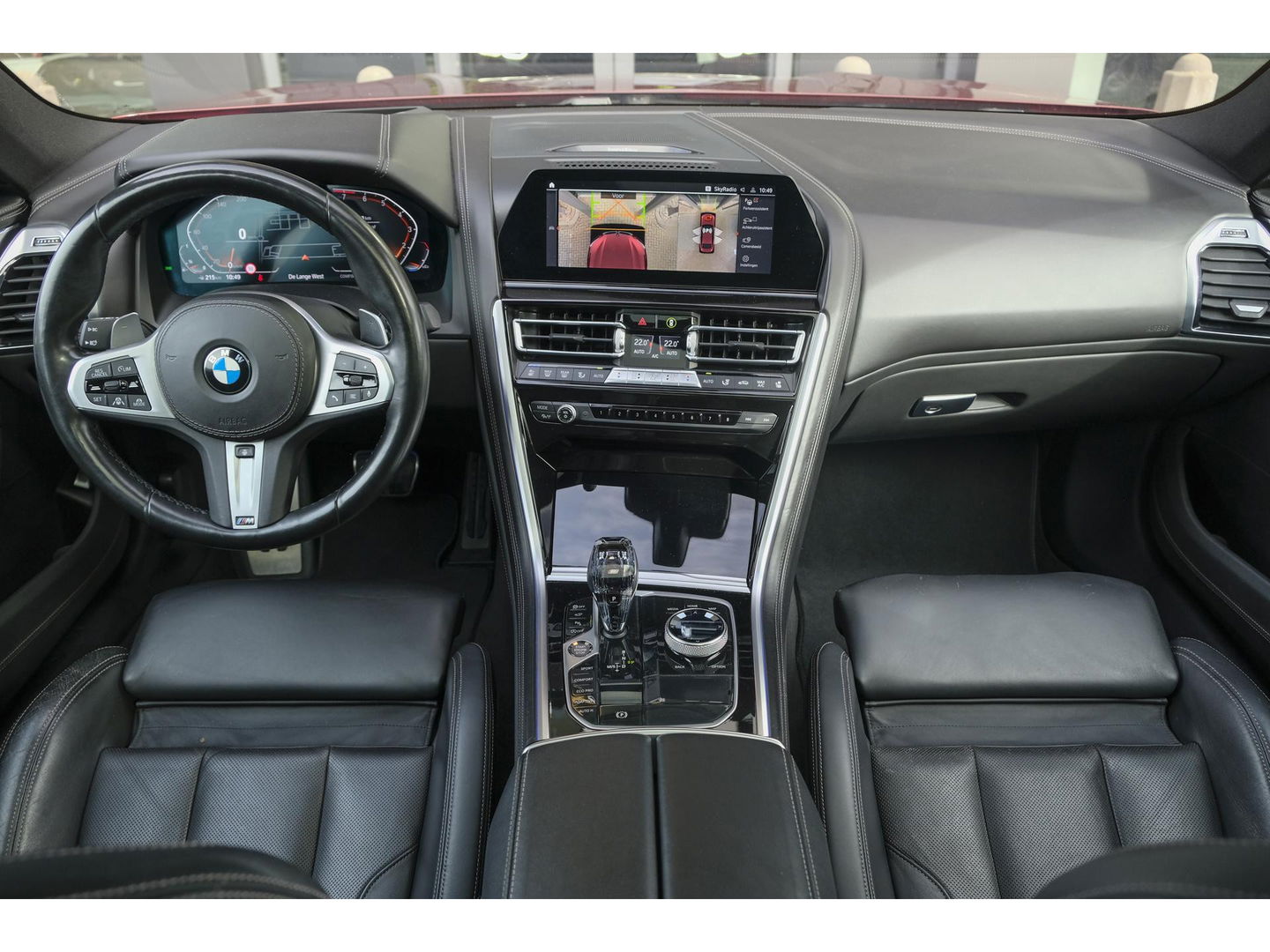 BMW 8 Serie Gran Coupé 840i 333pk M-sport xDrive Panoramadak M8 seats Bowers&Wilkins Stoelkoeling Aventurin Rot 20" LMV