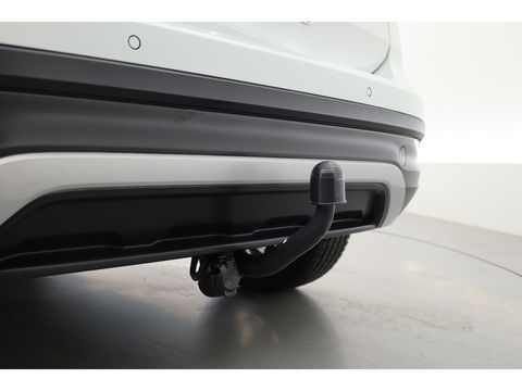 Volkswagen T-Cross 1.0 TSI Style DSG | Camera | Adapt. Cruise | Trekhaak | Beats | LED | Dodehoekdet. | 18'' | Keyless