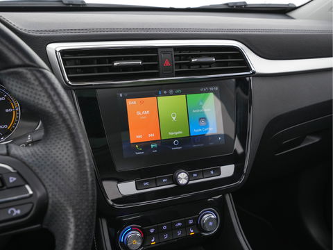 MG ZS EV Luxury 45 kWh {SOH-90 %} (INCL-BTW) Aut. *PANO | LUXURY-LEATHER | CCS-FASTLOADER | KEYLESS | NAVI-FULLMAP | ADAPTIVE-CRUISE | CAMERA | HEATED-SPORTSEATS | CARPLAY | BLINDSPOT | DAB | LANE-ASSIST | PRIVACY-GLASS | 17"