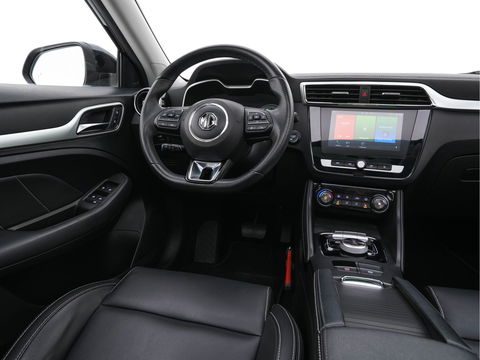 MG ZS EV Luxury 45 kWh {SOH-90 %} (INCL-BTW) Aut. *PANO | LUXURY-LEATHER | CCS-FASTLOADER | KEYLESS | NAVI-FULLMAP | ADAPTIVE-CRUISE | CAMERA | HEATED-SPORTSEATS | CARPLAY | BLINDSPOT | DAB | LANE-ASSIST | PRIVACY-GLASS | 17"