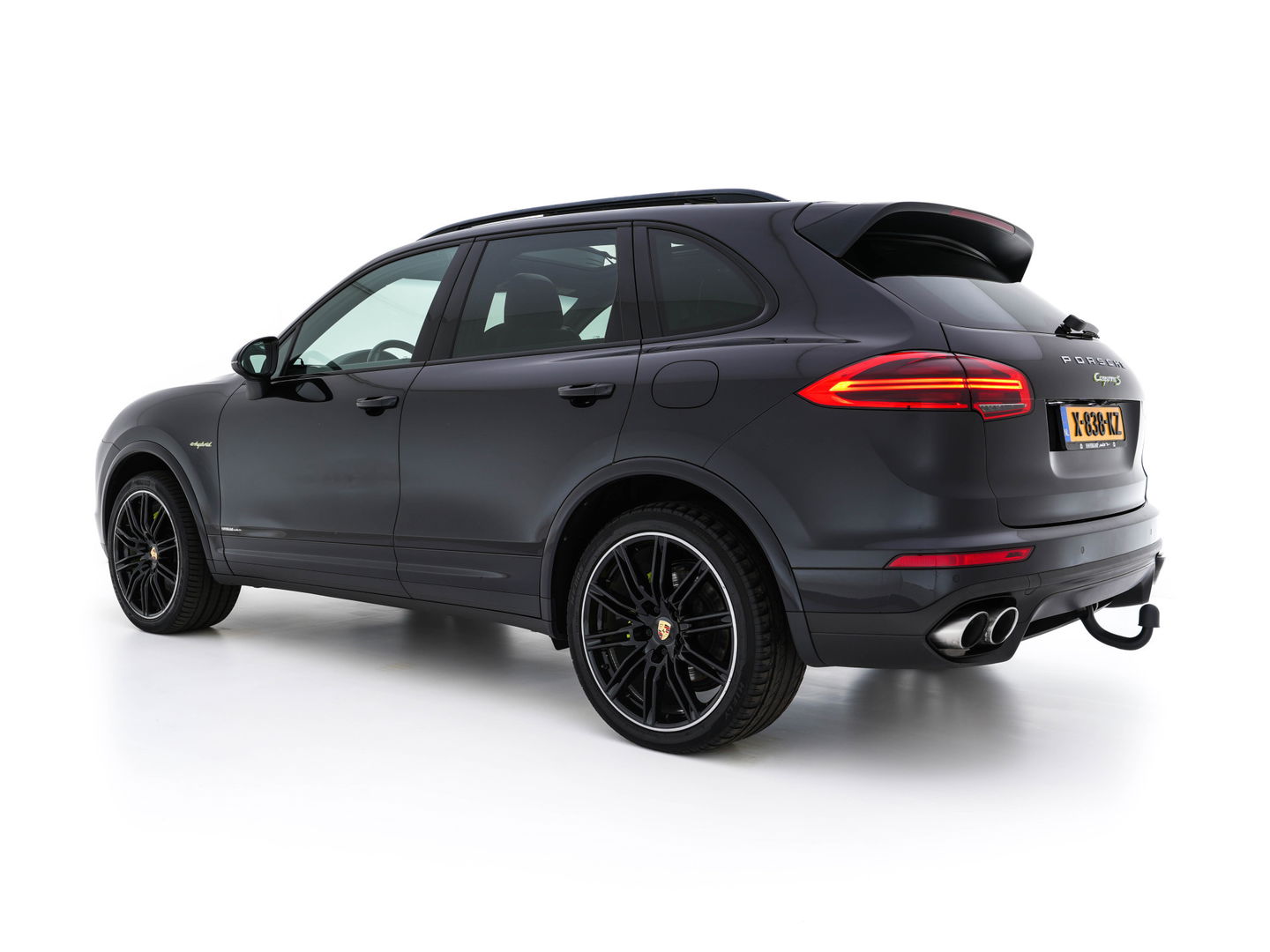 Porsche Cayenne 3.0 S E-Hybrid (INCL-BTW) *PANO | LUXURY-LEATHER | BI-XENON | BOSE-SOUND | MEMORY-PACK | HEATED-COMFORTSEATS | PRIVACY-GLASS | CAMERA | NAVI-FULLMAP | ECC | PDC | CRUISE | 21''ALU*