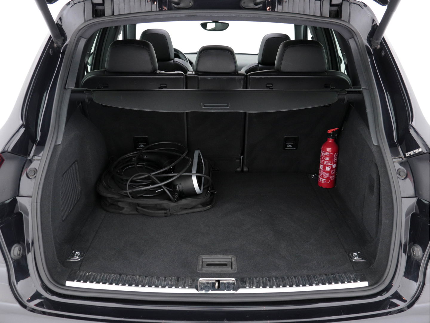 Porsche Cayenne 3.0 S E-Hybrid (INCL-BTW) *PANO | LUXURY-LEATHER | BI-XENON | BOSE-SOUND | MEMORY-PACK | HEATED-COMFORTSEATS | PRIVACY-GLASS | CAMERA | NAVI-FULLMAP | ECC | PDC | CRUISE | 21''ALU*