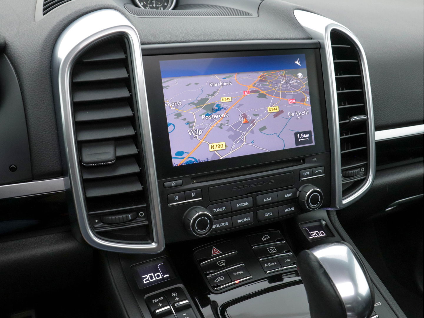 Porsche Cayenne 3.0 S E-Hybrid (INCL-BTW) *PANO | LUXURY-LEATHER | BI-XENON | BOSE-SOUND | MEMORY-PACK | HEATED-COMFORTSEATS | PRIVACY-GLASS | CAMERA | NAVI-FULLMAP | ECC | PDC | CRUISE | 21''ALU*