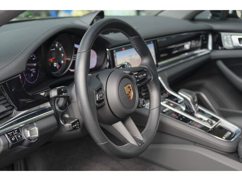 Porsche Panamera Sport Turismo 4 2.9 V6 330pk Sport design Adaptieve sportstoelen Sportuitlaat Luchtvering Stoelkoeling Bose Adaptive cruise 21" LMV