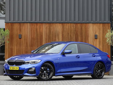 BMW 3-serie 330e 292PK M-sport Individual / Laser *NAP*