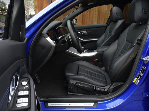BMW 3-serie 330e 292PK M-sport Individual / Laser *NAP*