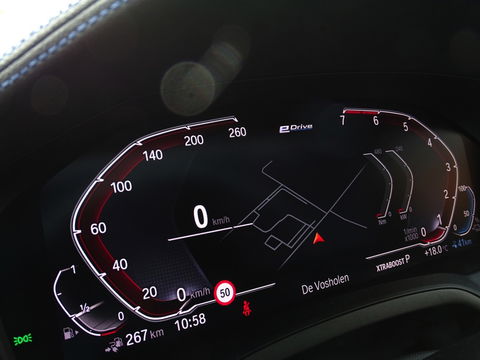 BMW 3-serie 330e 292PK M-sport Individual / Laser *NAP*