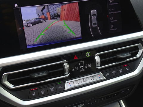 BMW 3-serie 330e 292PK M-sport Individual / Laser *NAP*
