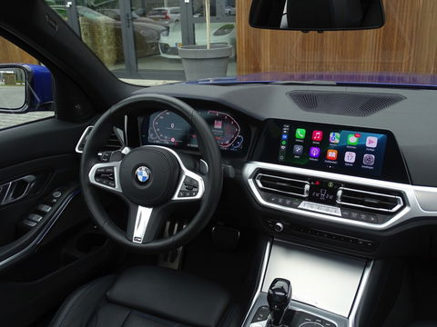 BMW 3-serie 330e 292PK M-sport Individual / Laser *NAP*
