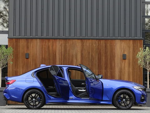 BMW 3-serie 330e 292PK M-sport Individual / Laser *NAP*