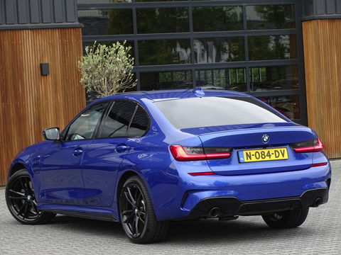 BMW 3-serie 330e 292PK M-sport Individual / Laser *NAP*