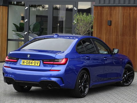 BMW 3-serie 330e 292PK M-sport Individual / Laser *NAP*
