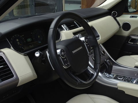 Land Rover Range Rover Sport 3.0 TDV6 259PK automaat / HSE Dynamic *NAP*