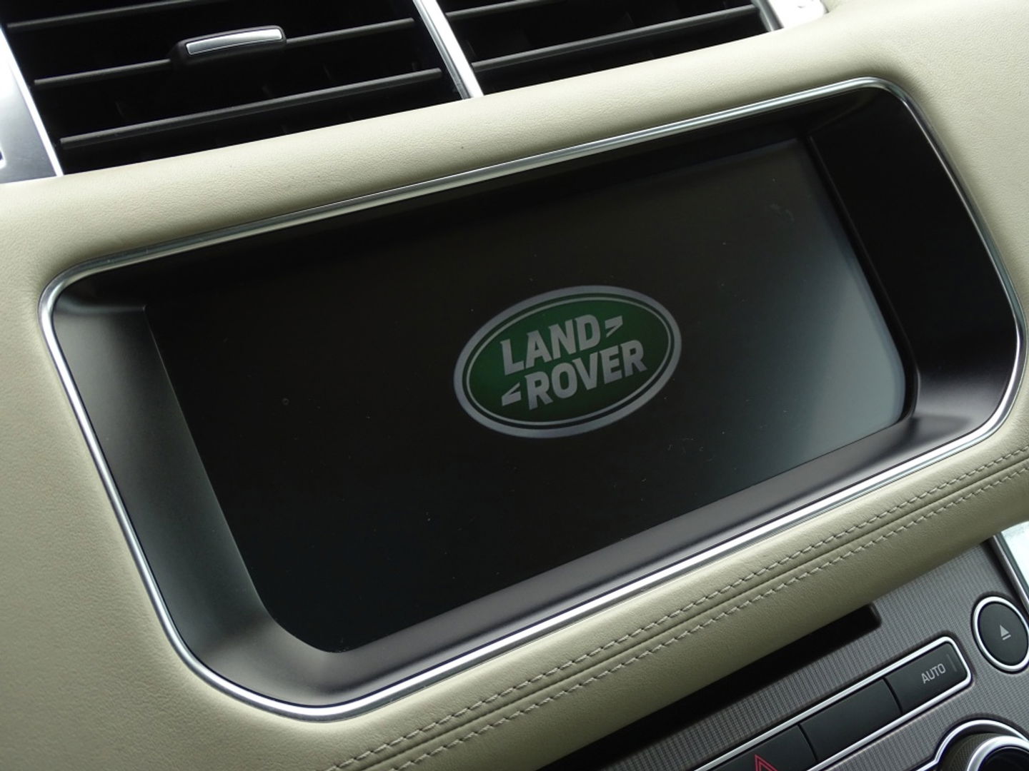 Land Rover Range Rover Sport 3.0 TDV6 259PK automaat / HSE Dynamic *NAP*