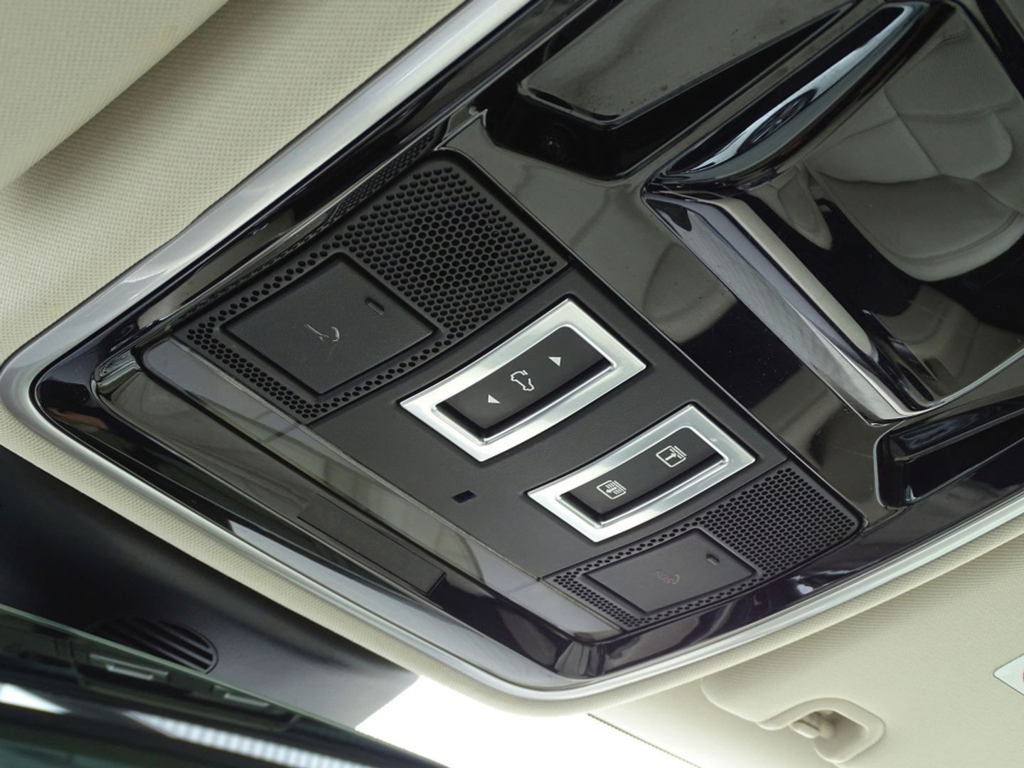 Land Rover Range Rover Sport 3.0 TDV6 259PK automaat / HSE Dynamic *NAP*