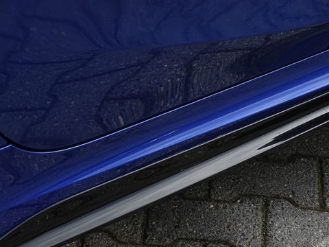 BMW 3-serie 330e 292PK M-sport Individual / Laser *NAP*