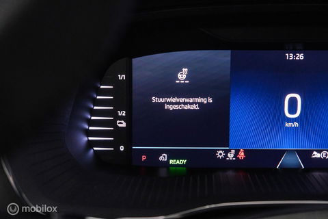 Škoda Octavia Combi 1.4 TSI iV PHEV Sportline Business | Panorama | VC | ambiance | Adaptive | Massage | Stoel + stuurwiel verwarming |