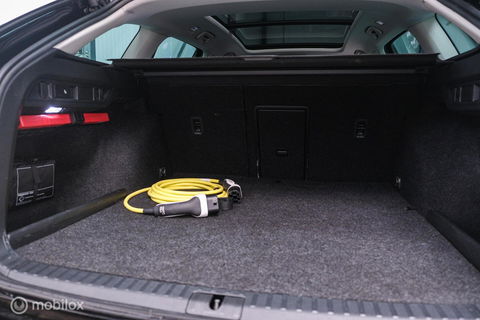 Škoda Octavia Combi 1.4 TSI iV PHEV Sportline Business | Panorama | VC | ambiance | Adaptive | Massage | Stoel + stuurwiel verwarming |