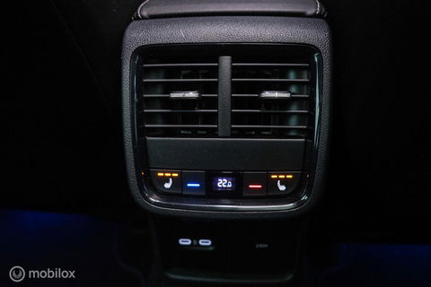 Škoda Octavia Combi 1.4 TSI iV PHEV Sportline Business | Panorama | VC | ambiance | Adaptive | Massage | Stoel + stuurwiel verwarming |