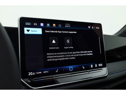 Volkswagen Tiguan 1.5 eHybrid R-Line Black Style | Pano | Massage | Adapt. Cruise | IQ. Light | Camera | Keyless | CarPlay
