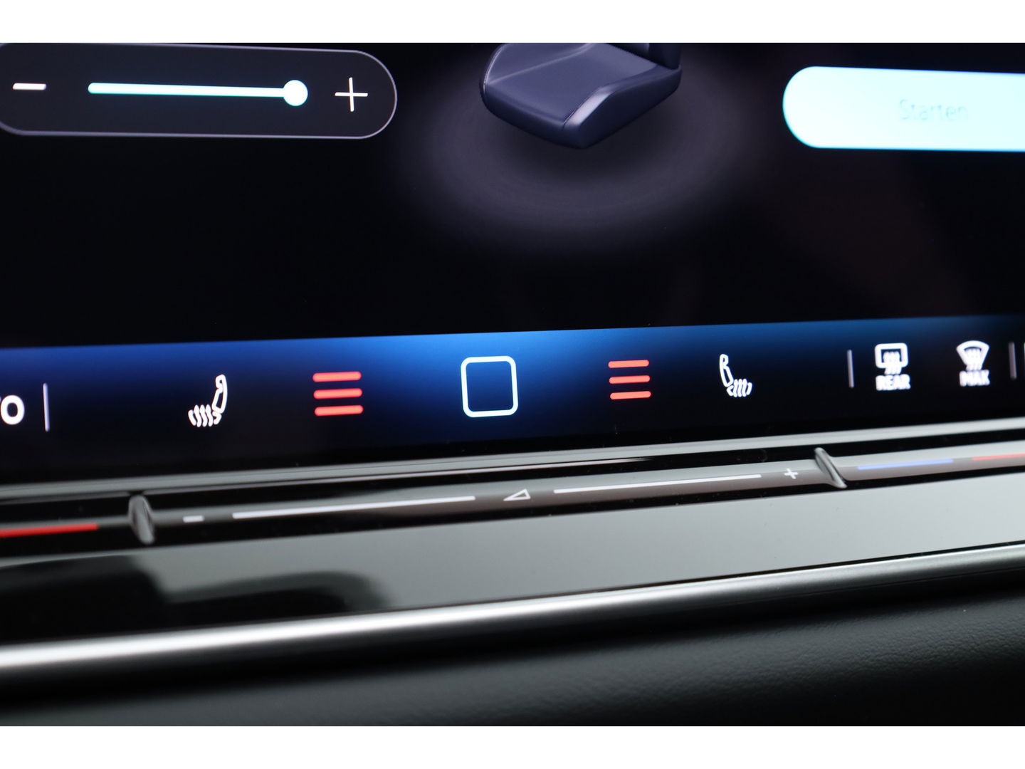 Volkswagen Tiguan 1.5 eHybrid R-Line Black Style | Pano | Massage | Adapt. Cruise | IQ. Light | Camera | Keyless | CarPlay