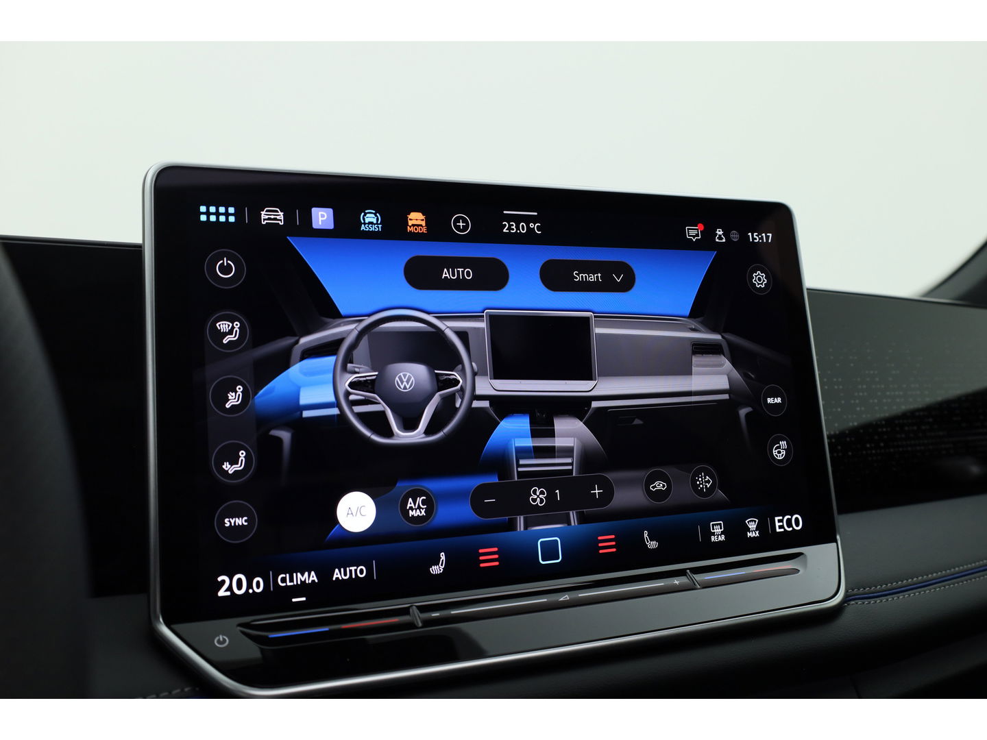 Volkswagen Tiguan 1.5 eHybrid R-Line Black Style | Pano | Massage | Adapt. Cruise | IQ. Light | Camera | Keyless | CarPlay