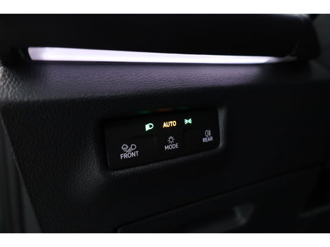 Volkswagen Tiguan 1.5 eHybrid R-Line Black Style | Pano | Massage | Adapt. Cruise | IQ. Light | Camera | Keyless | CarPlay