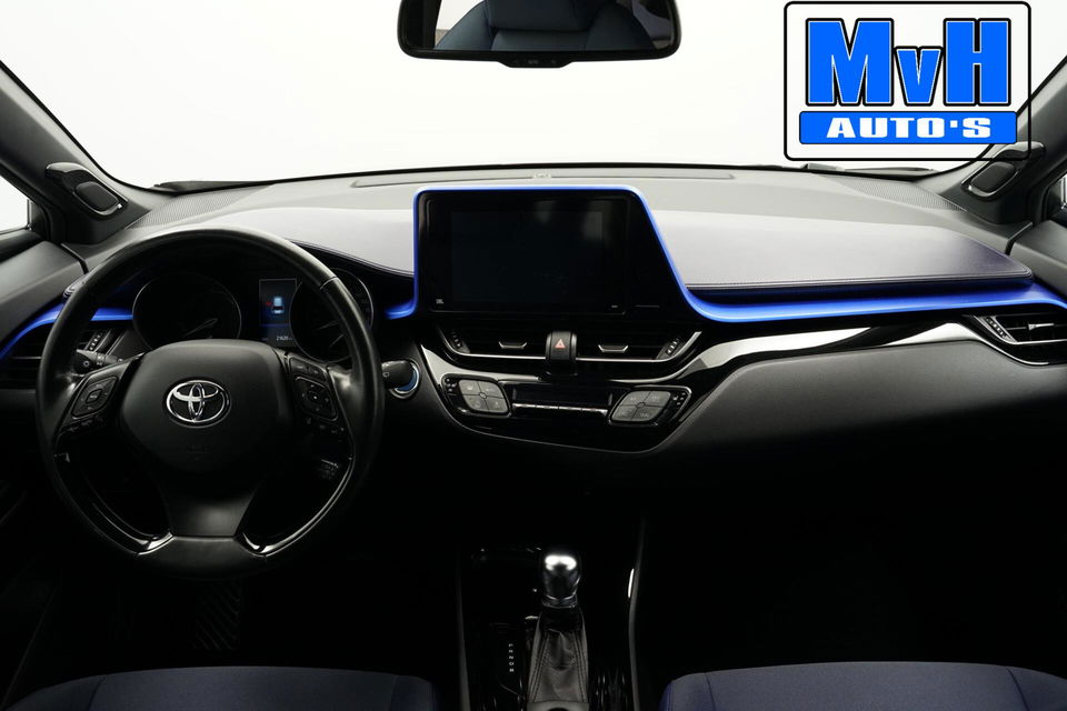 Toyota C-HR 1.8 Hybrid Bi-Tone|LUXE!|TREEPLANKEN|LED|JBL|NAP