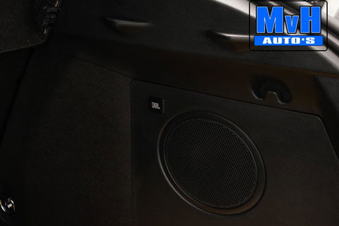 Toyota C-HR 1.8 Hybrid Bi-Tone|LUXE!|TREEPLANKEN|LED|JBL|NAP