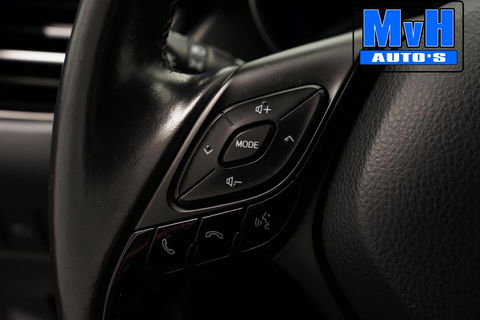 Toyota C-HR 1.8 Hybrid Bi-Tone|LUXE!|TREEPLANKEN|LED|JBL|NAP