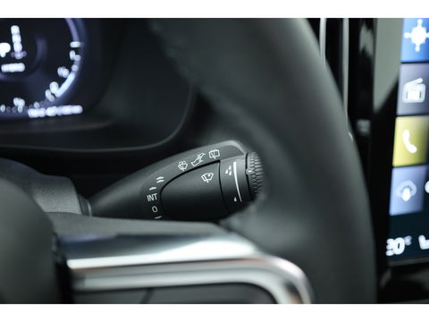 Volvo XC40 1.5 T5 Plug-in hybrid Ultimate Dark Panorama-dak, 360 camera, elek. stoelen, ACC, Blis