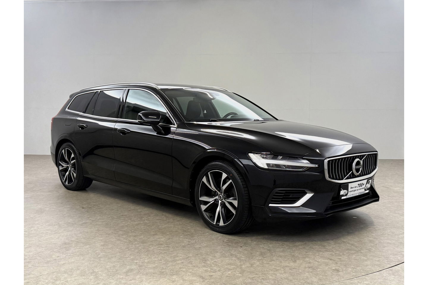 Volvo V60 T6 Recharge 291PK Inscription | LED | Camera | Trekhaak | Carplay | Virtual Cockpit | Memory seats