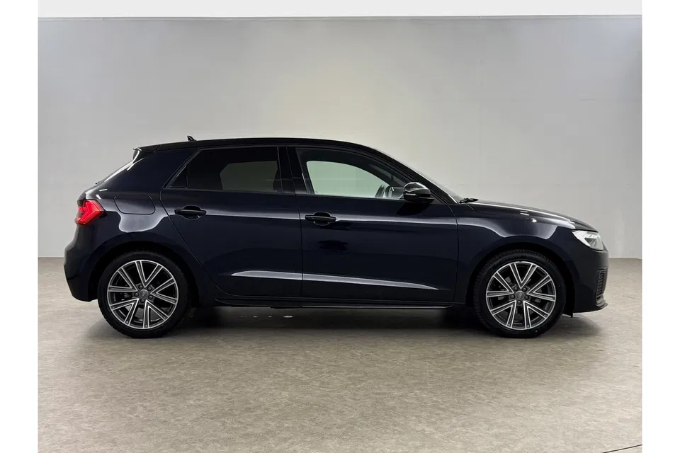 Audi A1 30 TFSI epic | LED | Carplay | Virtual Cockpit | Adaptive Cruise | Clima | 17''LMV