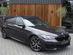 BMW 5 Serie touring 530e 292PK X-drive / M-Sport / Laser / 2022 / Pano / Head-Up
