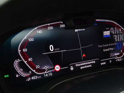 BMW 5 Serie touring 530e 292PK X-drive / M-Sport / Laser / 2022 / Pano / Head-Up