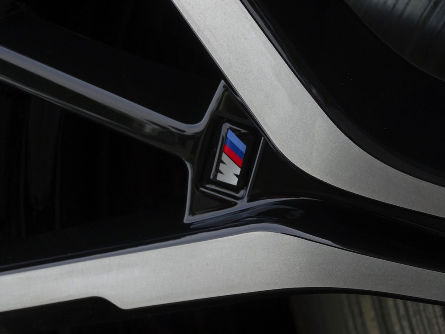 BMW 5 Serie touring 530e 292PK X-drive / M-Sport / Laser / 2022 / Pano / Head-Up