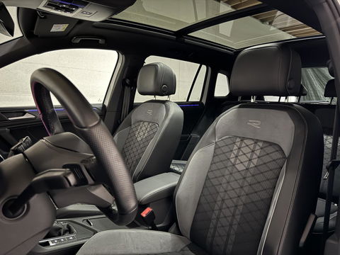 Volkswagen Tiguan 1.4 TSI eHybrid R-Line Black Style Pano HUD 360º Carplay