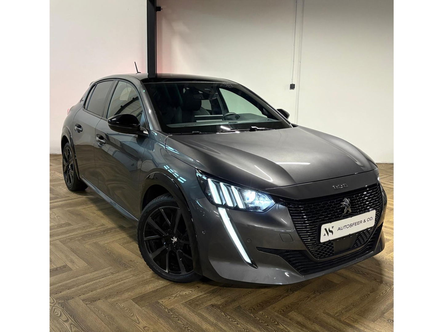 Peugeot 208 1.2 PureTech 100 GT PANO CAM